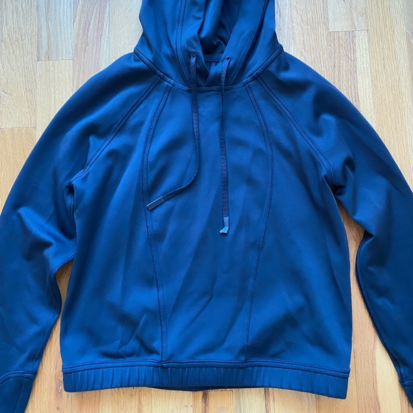 Lululemon Cropped Hoodie - Picture 2 of 5